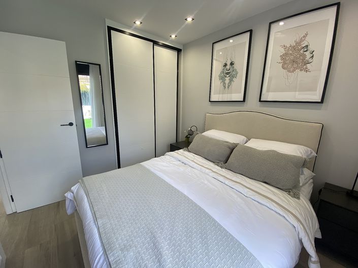 Image No.17-3 Bed Bungalow for sale