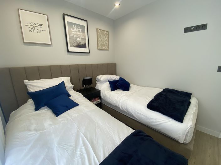 Image No.20-3 Bed Bungalow for sale