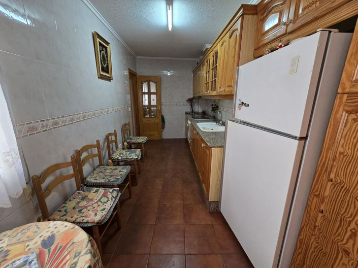 Image No.44-Appartement de 3 chambres à vendre à Sax