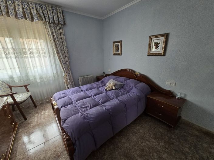 Image No.46-Appartement de 3 chambres à vendre à Sax