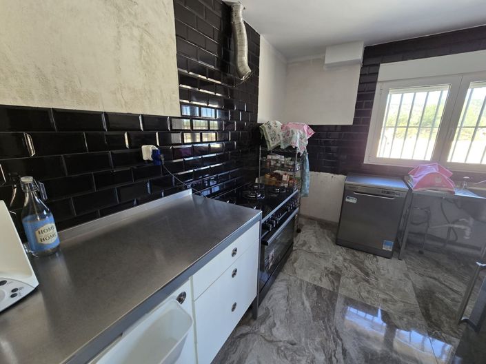 Image No.10-2 Bed Villa for sale