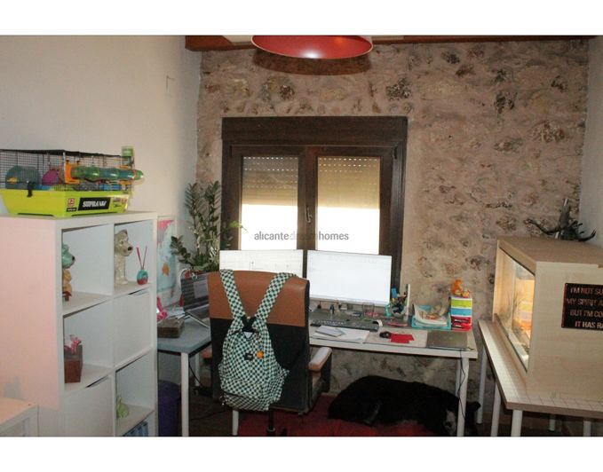 Image No.21-Maison de campagne de 3 chambres à vendre à Villena