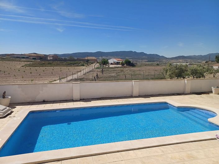Image No.1-3 Bed Country House for sale