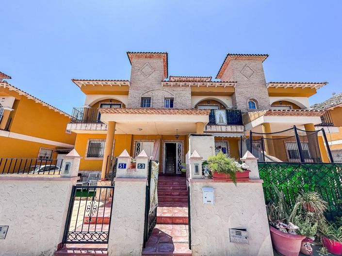 Image No.1-4 Bed Semi-Detached for sale