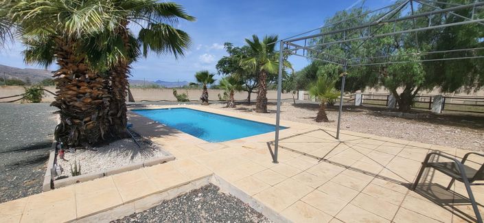 Image No.5-4 Bed Villa for sale