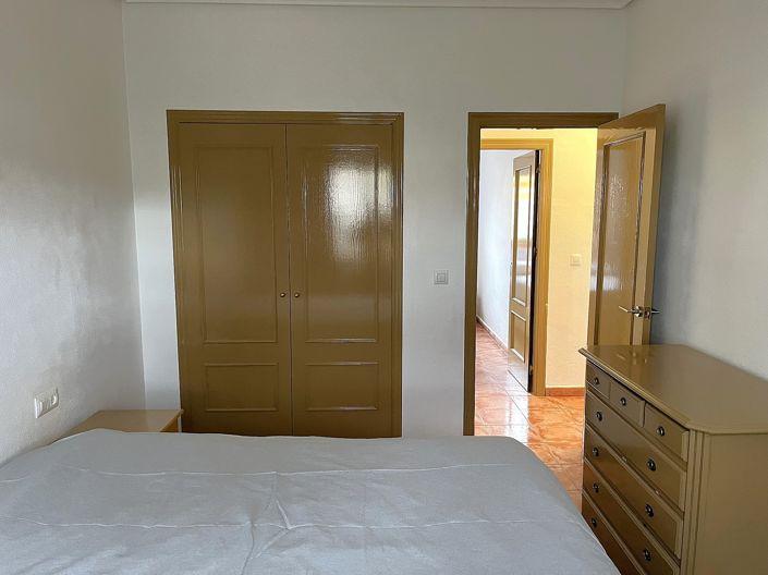 Image No.17-3 Bed Townhouse for sale