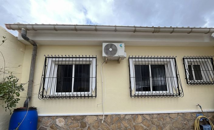 Image No.29-3 Bed Townhouse for sale