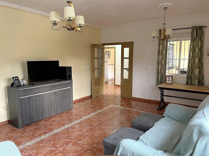 Image No.4-3 Bed Townhouse for sale