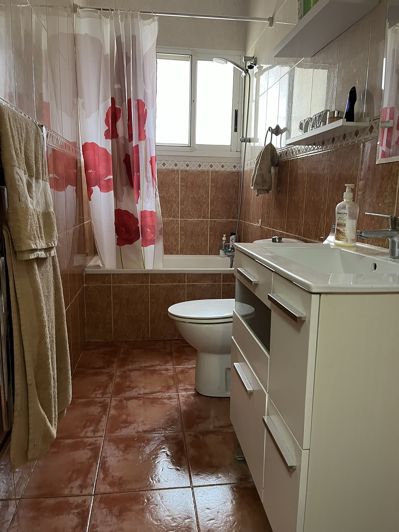 Image No.5-3 Bed Townhouse for sale
