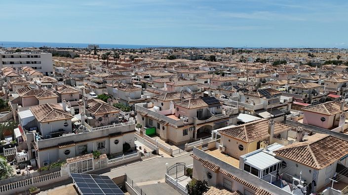 Image No.2-3 Bed Townhouse for sale