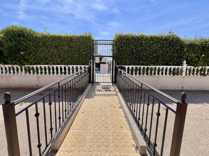 Image No.23-3 Bed Townhouse for sale