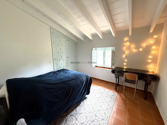 Image No.16-Maison de campagne de 12 chambres à vendre à Castalla