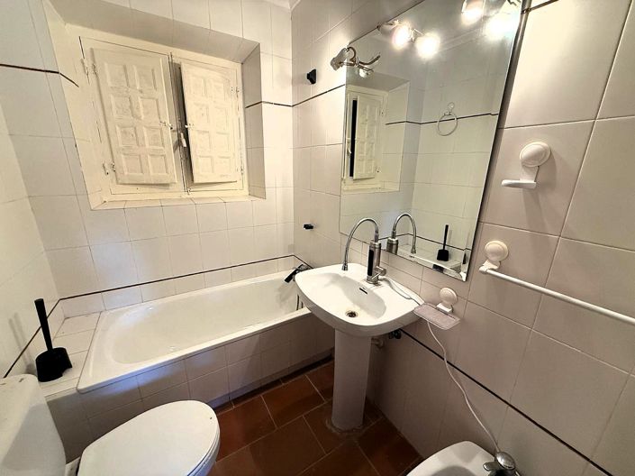 Image No.22-Maison de campagne de 12 chambres à vendre à Castalla