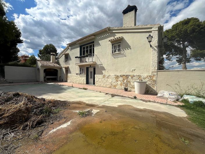 Image No.4-Maison de campagne de 12 chambres à vendre à Castalla