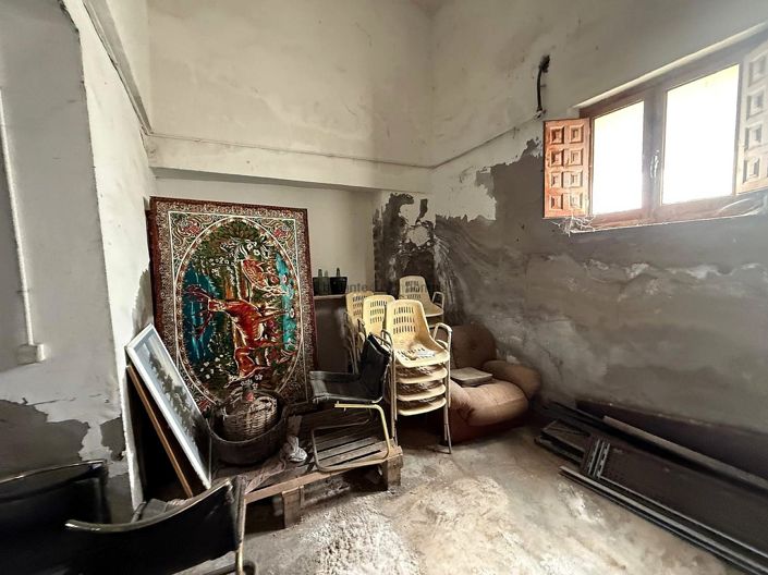 Image No.45-12 Bed Country House for sale