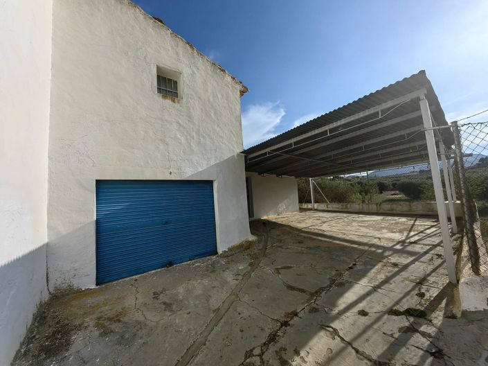 Image No.21-5 Bed House for sale
