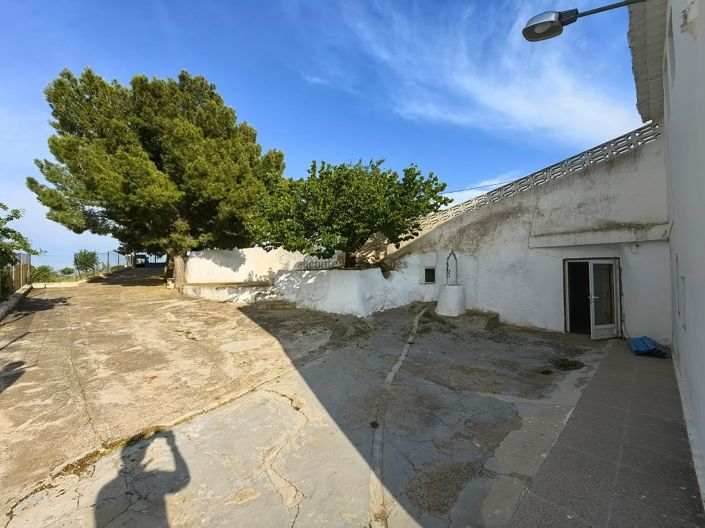 Image No.22-5 Bed House for sale