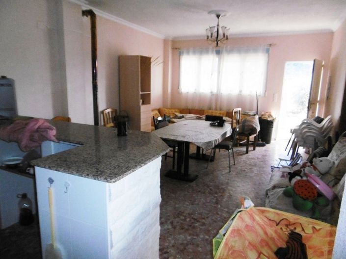 Image No.4-2 Bed Country House for sale