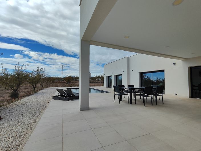 Image No.31-3 Bed Villa for sale