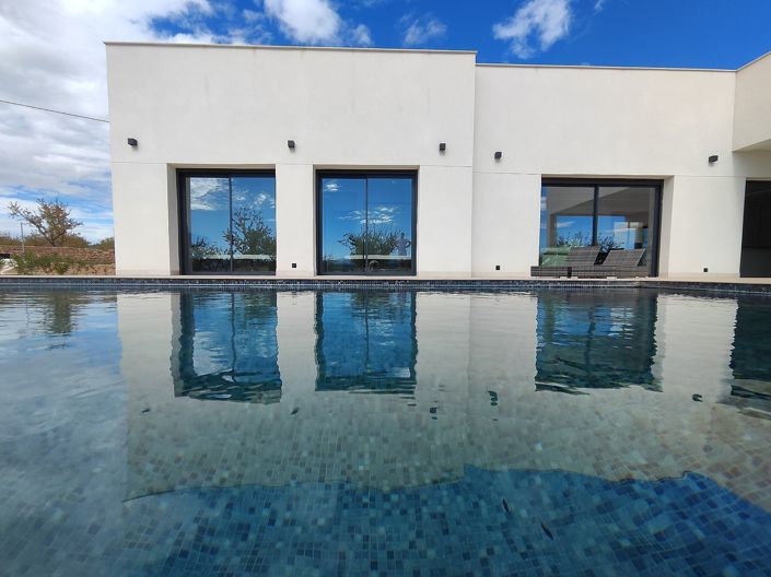 Image No.6-3 Bed Villa for sale