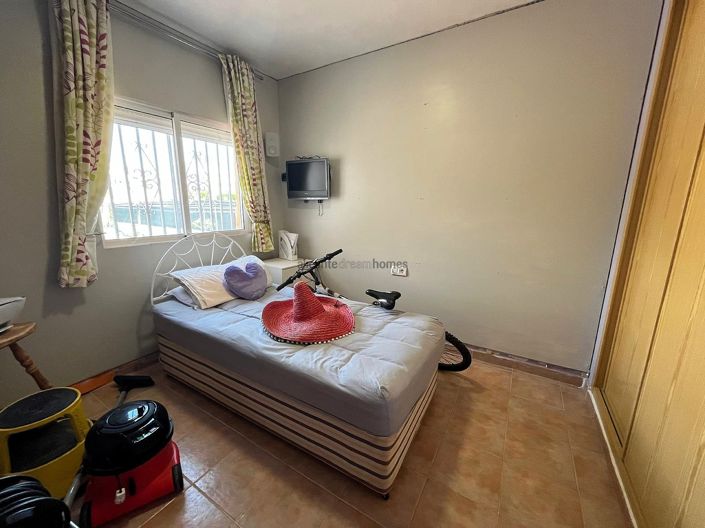 Image No.10-3 Bed Villa for sale