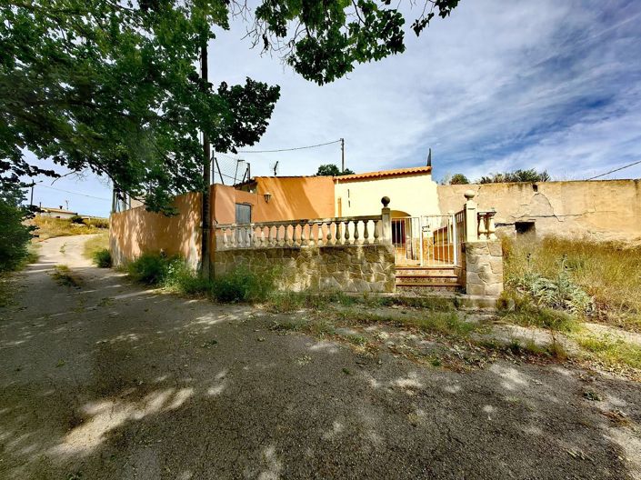 Image No.1-4 Bed House for sale