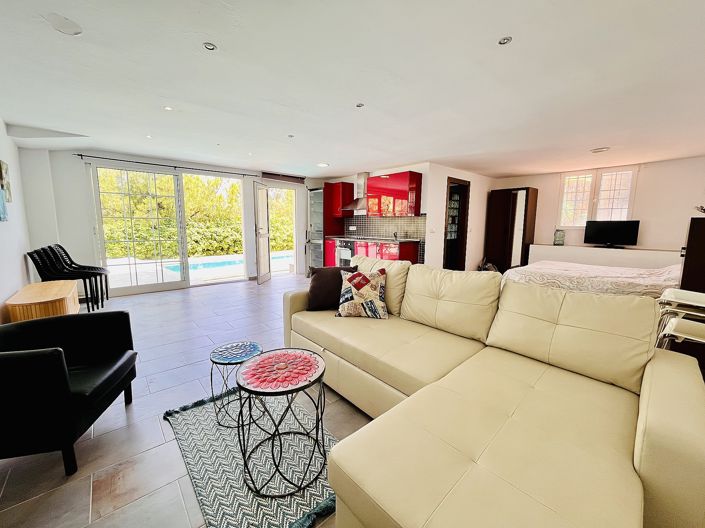 Image No.27-5 Bed Villa for sale