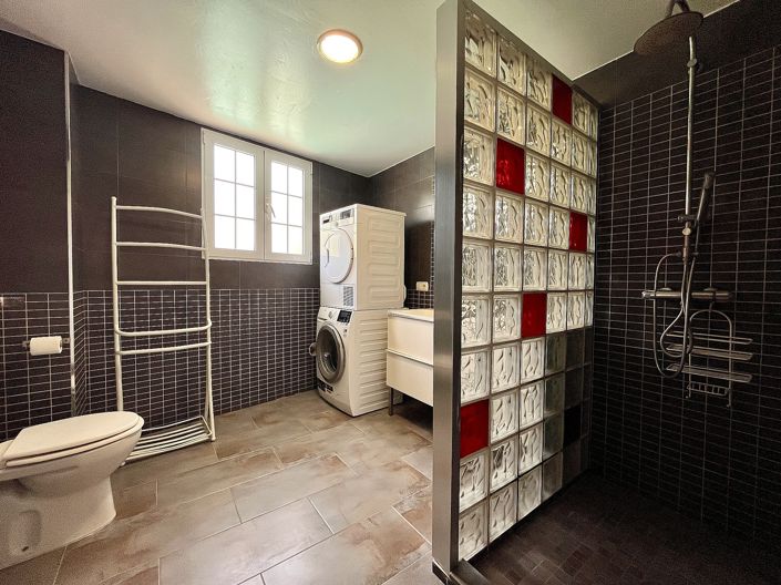 Image No.30-5 Bed Villa for sale