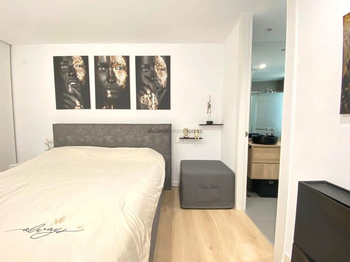 Image No.15-2 Bed Villa for sale