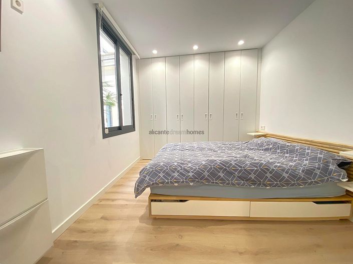 Image No.17-2 Bed Villa for sale