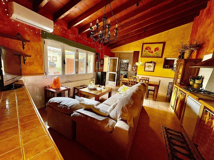 Image No.11-4 Bed Townhouse for sale