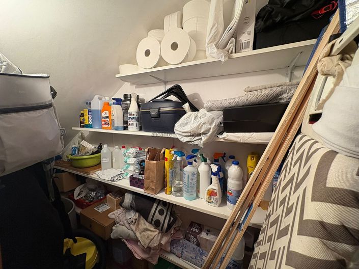 Image No.17-4 Bed Townhouse for sale