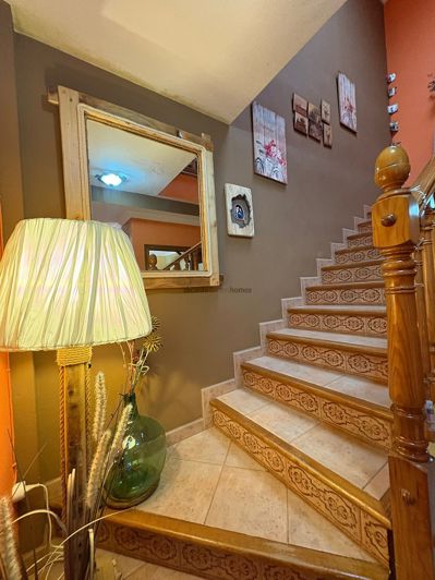 Image No.26-4 Bed Townhouse for sale