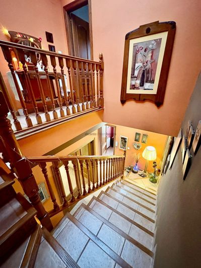 Image No.28-4 Bed Townhouse for sale