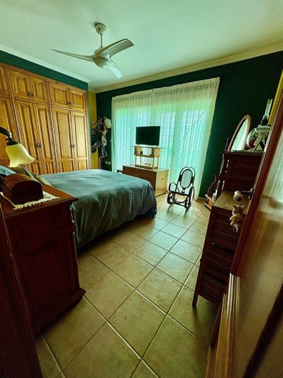 Image No.33-4 Bed Townhouse for sale