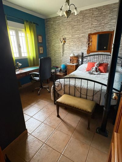 Image No.34-4 Bed Townhouse for sale