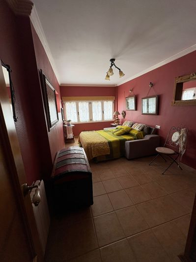 Image No.41-4 Bed Townhouse for sale