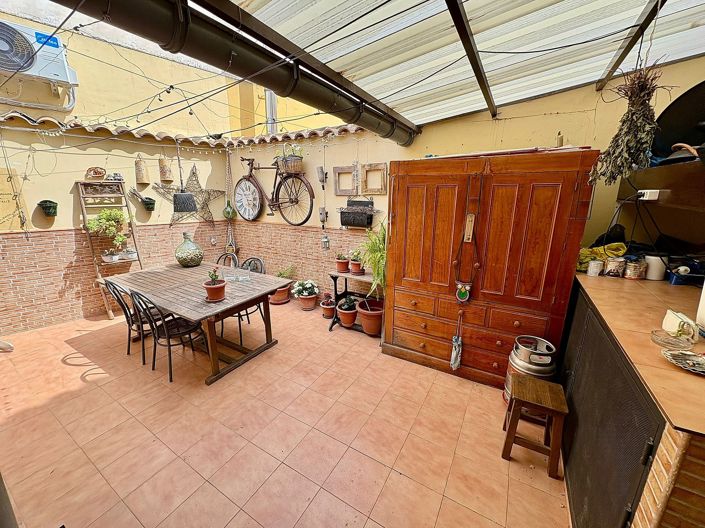 Image No.49-4 Bed Townhouse for sale