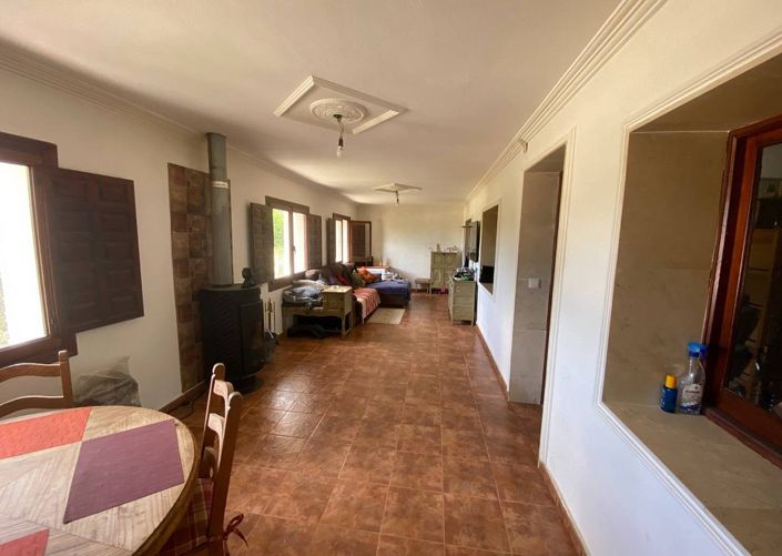 Image No.14-6 Bed Country House for sale