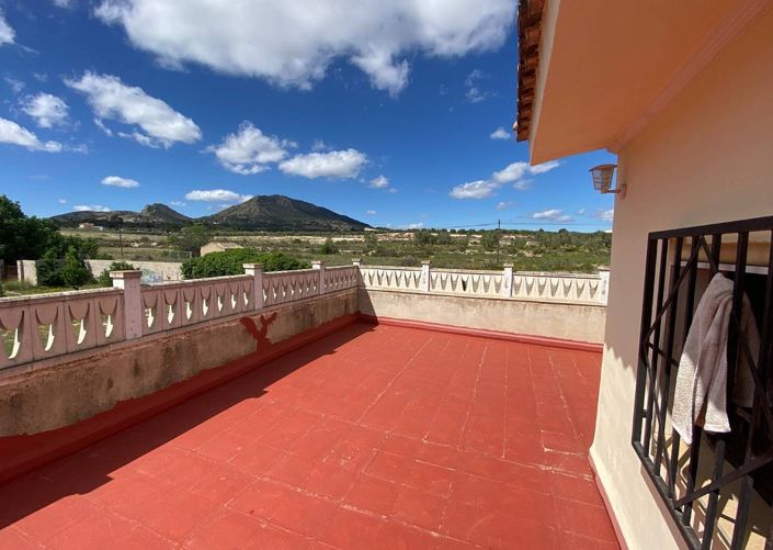 Image No.15-6 Bed Country House for sale