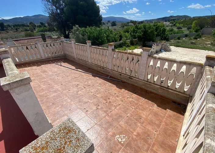 Image No.9-6 Bed Country House for sale