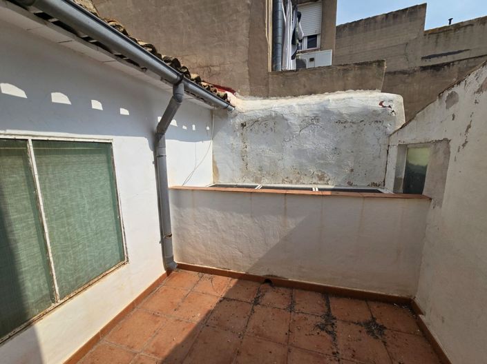 Image No.23-3 Bed Townhouse for sale