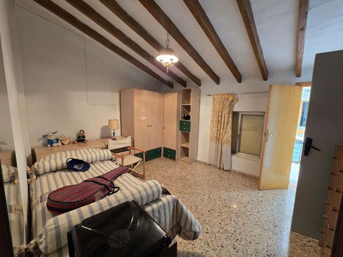 Image No.24-3 Bed Townhouse for sale