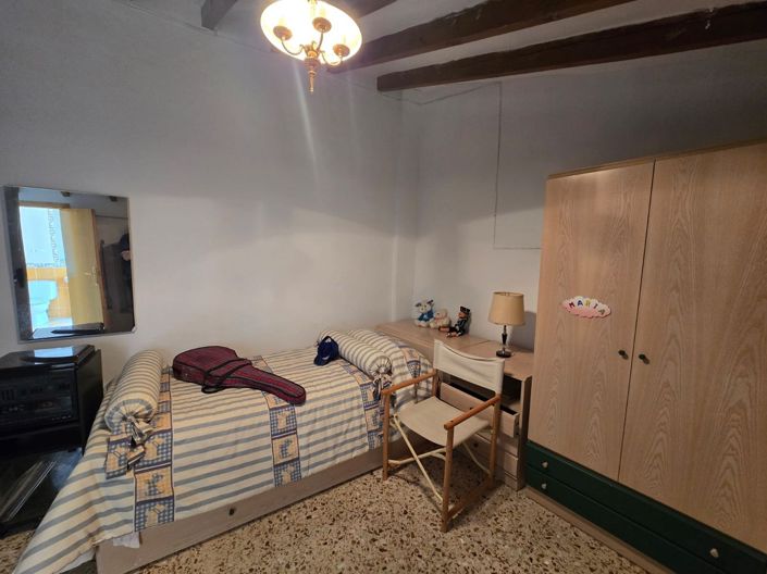 Image No.25-3 Bed Townhouse for sale