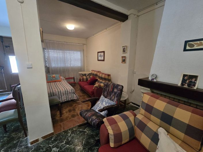 Image No.6-3 Bed Townhouse for sale