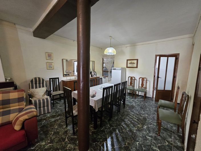 Image No.7-3 Bed Townhouse for sale