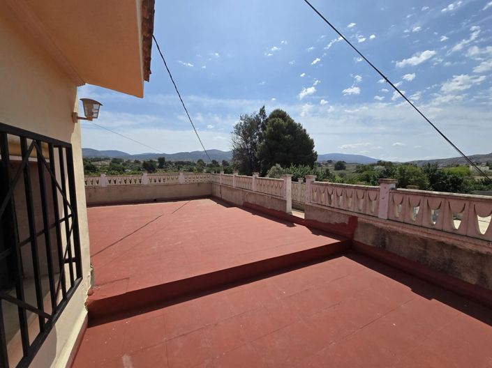 Image No.34-6 Bed Villa for sale