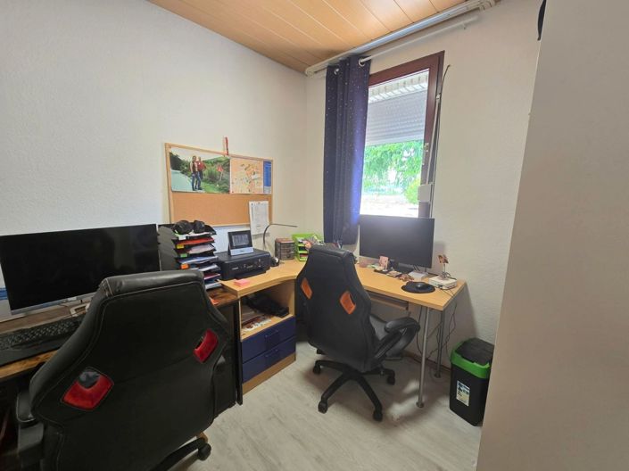 Image No.12-3 Bed Villa for sale