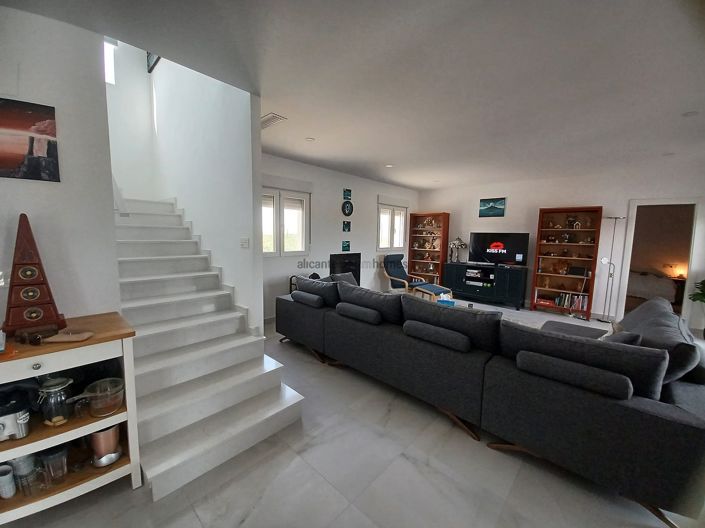 Image No.22-6 Bed Villa for sale