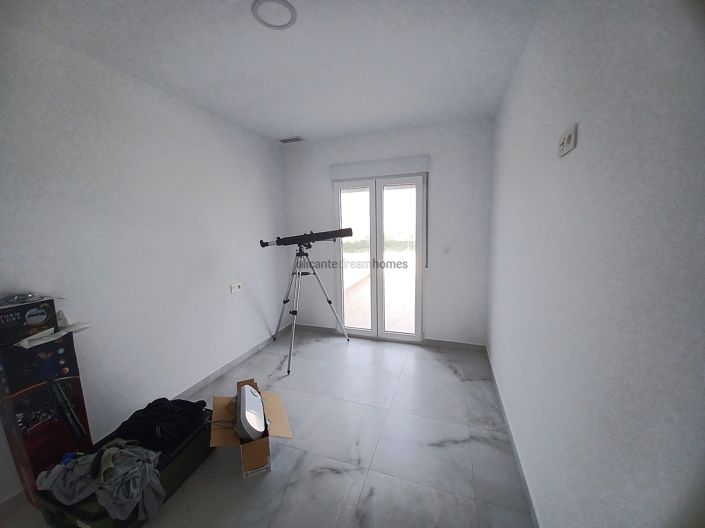 Image No.37-6 Bed Villa for sale